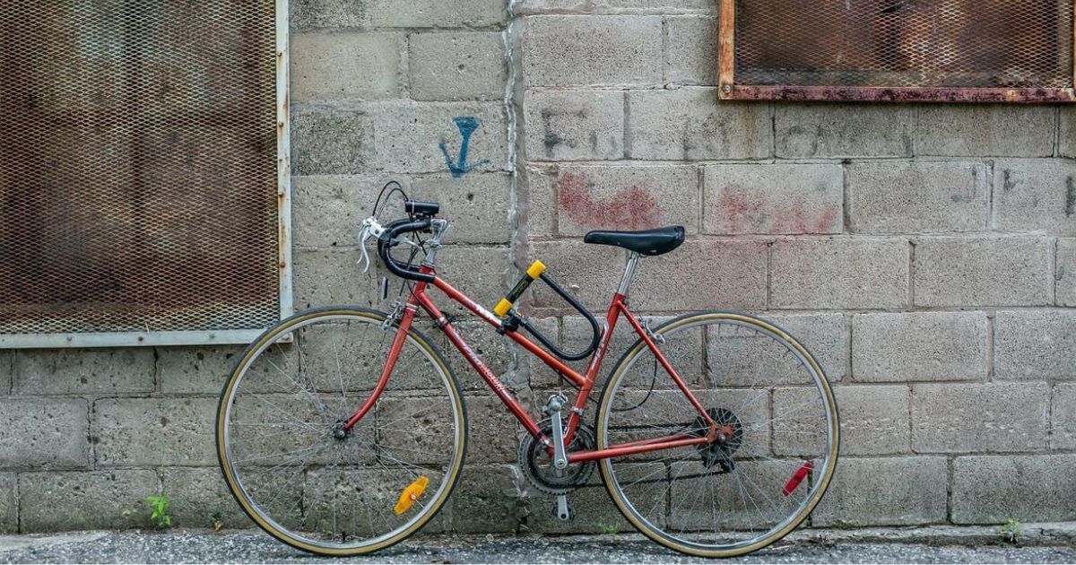 bicikli, lakat, lelakatolt bicikli