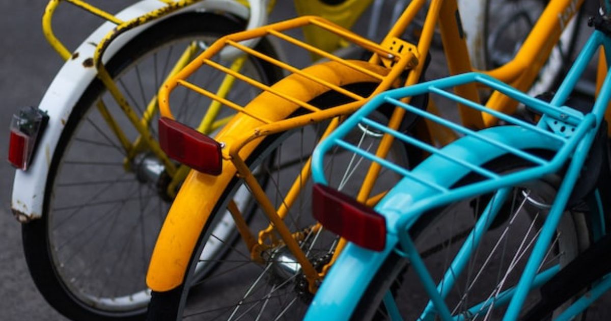 bicikli, színes kerékpár, bringázz a munkába